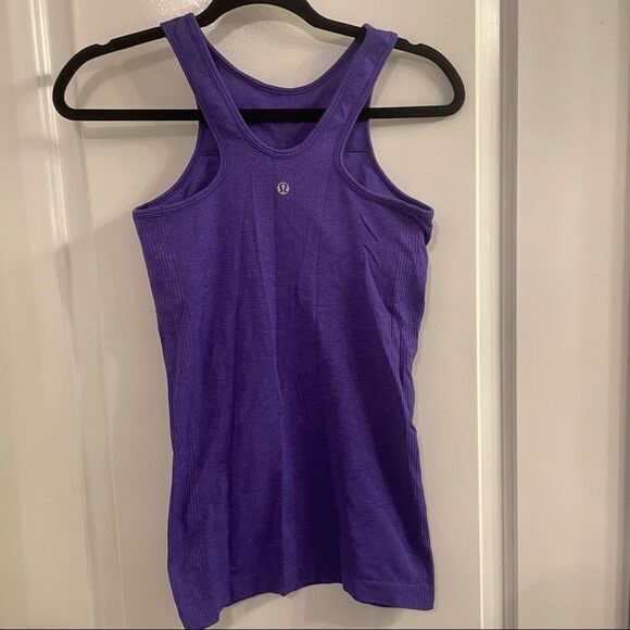 lululemon athletica Tops - Lululemon Seamlessly Covered Tank Top